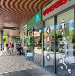 The Venue Shoppes (D13), Retail #573650261